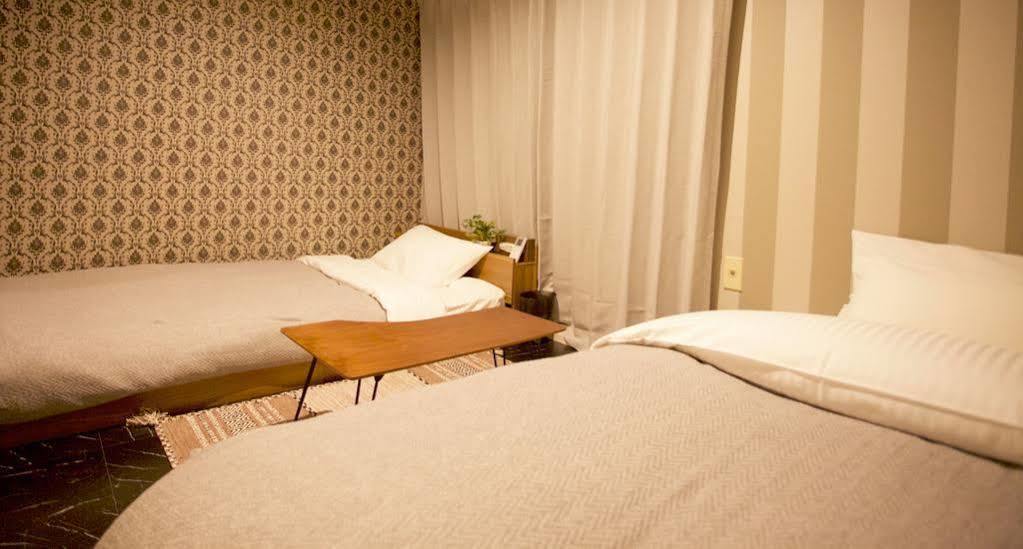Guesthouse Life Field Kurashiki Extérieur photo